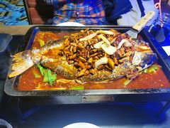 -夯鱼烤鱼·尔滨地标美食(国展店)
