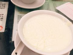 义顺牛奶公司(佐敦店)-义顺牛奶公司(庇利金街店)