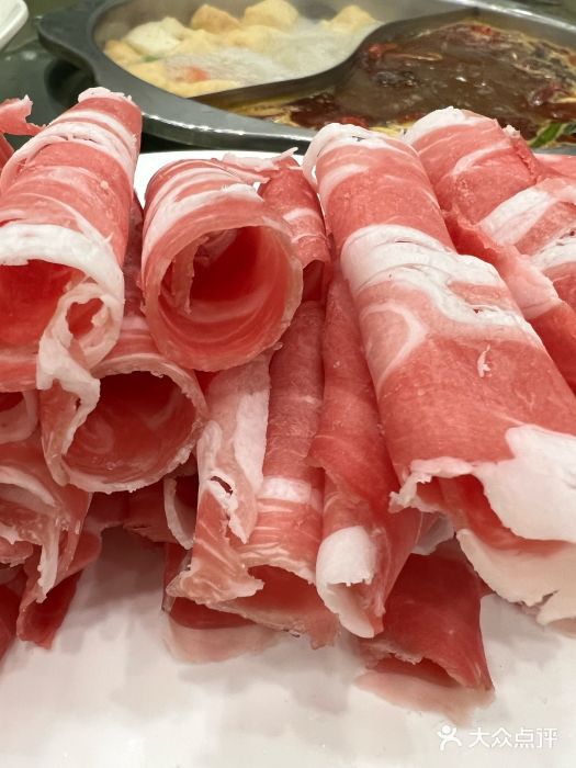 新泰火锅城(蛟翔店)鄂尔多斯羔肥羊图片