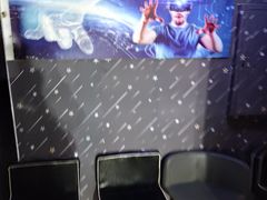 -VR 间客漫·PS电玩·虚拟现实包间游戏电竞(街道口店)