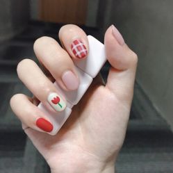 -Pink You美甲美睫纹绣定制中心