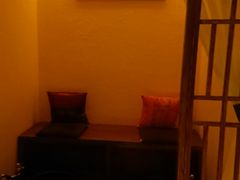 换洗室-木兰逸•泰式按摩•头疗•SPA(车公庙店)