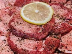 -鹤江桥·红油牛肉粉(SKP店)