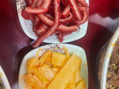 -金杨拉面王小吃面馆·牛三宝面·红烧牛肉粉