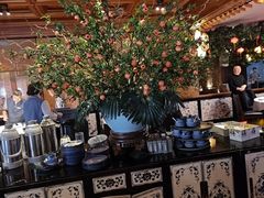 -八府香鸭·啫啫煲(华山路店)