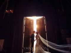 -燕西婚纱摄影工作室(友盛上都写字楼店)