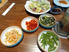 -明洞阿姨·韩式酱蟹烤肉·创意料理(三元桥店)