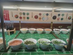 自助调料-皇城老妈·大连海鲜火锅(港湾店)