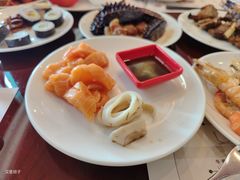 -荣誉国际酒店-云顶旋转餐厅