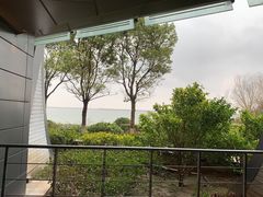 -上海滴水湖皇冠假日酒店