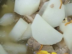 -香港新发烧腊茶餐厅(水围店)