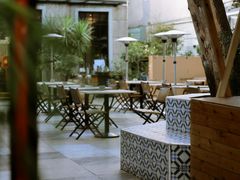 -Osteria Garden 生蚝花园餐厅(原进贤路店)