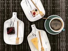 -UNI UNI(环亚凯瑟琳店)