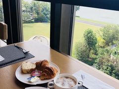 靠窗位-新食谱全日制餐厅·苏州苏州湾艾美酒店
