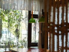 靠窗位-春暖花开(西溪店)