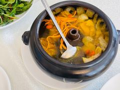 原味汽锅鸡-云腾食府·云南菜
