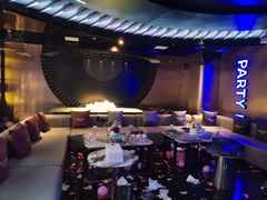 -W20 SHINING Party·K(悦豪和平路店)