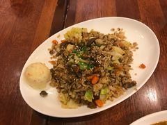 火山牛肉粒炒饭-玛格萝妮比萨屋(陆家浜路店)