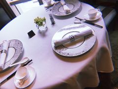 餐具摆设-广州富力丽思卡尔顿酒店·丽轩·粤菜