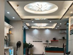 -海之声助听器 瑞士峰力直营中心(华麟大厦店)