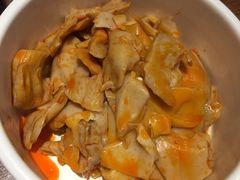 微辣杏鲍菇-渝是乎酸菜鱼(龙旗购物中心店)
