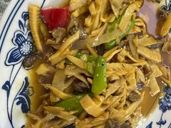 -天天向上素食餐厅(五台山店)