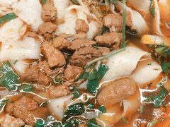 -顺溜·手工刀削面·黑金店(铜锣湾店)