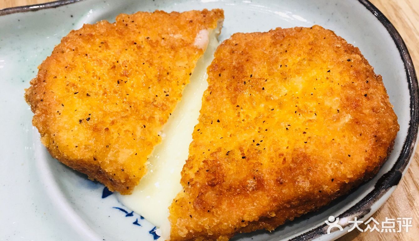 鱼粉王，在湖滨银泰in77店负一楼