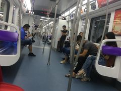 -红土地(地铁站)