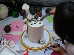 珍惜身边的人-Biteology Artisan Cakes(红庄·国际文化保税创新园店)