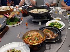 -香山湖家家宴(中山陵店)