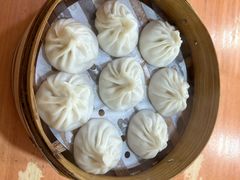 -莱莱小笼·乔艾