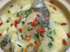 鲫鱼豆腐汤-王阿盖手工小吃(衢州三和里店)