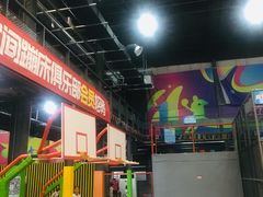 -超人空间竞技场·轰趴团建蹦床主题公园