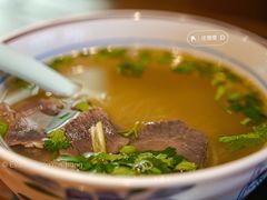 牛肉粉丝汤-鑫震源·苏式大虾生煎(山塘街店)