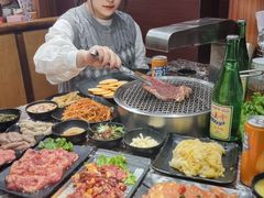 -啊美丽炭火烤肉(滑翔一店)