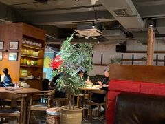 -JINNS锦时 steak&pizza(浸信会礼拜堂旧址店)