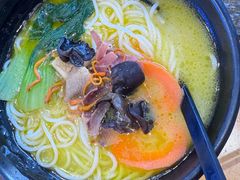 -桥香园过桥米线(国贸店)