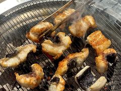 -围炉肉舍•炭烤活鳗•丹东海鲜烤肉(步行街店)