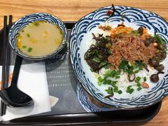 -笋爷高汤嗦螺粉·螺蛳粉(上社店)