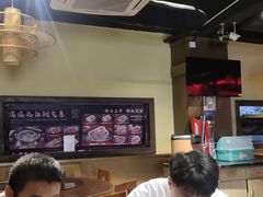 大堂-令狐冲·炭烤活鱼(宝龙店)