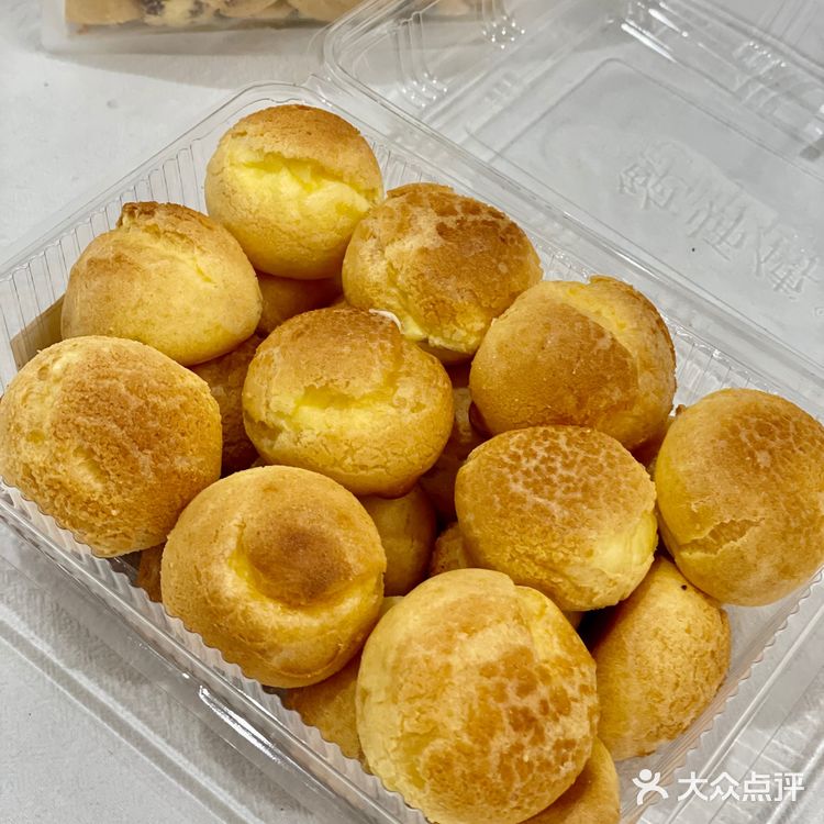 鲍师傅新品｜奶油小泡芙🎀