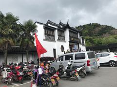 -灵岩山风景区