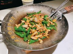 -费大厨辣椒炒肉(高铁吾悦广场店)