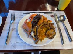 -荣誉国际酒店-云顶旋转餐厅