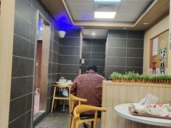 -华莱士·炸鸡汉堡(奥林花园店)