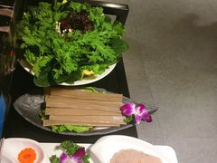 -秦宝雪花牛肉养生火锅(大兴九臻店)