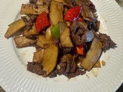 -牛头鱼庄·广西菜(西明店)