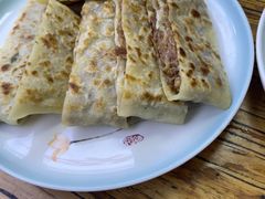 -溢心园香河肉饼总店