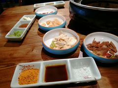 -明洞阿姨·韩式酱蟹烤肉·创意料理(三元桥店)